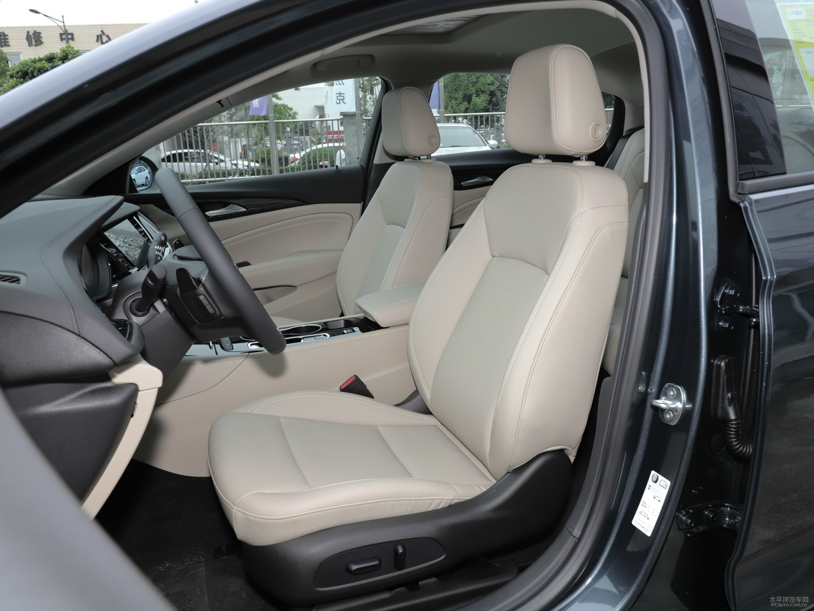 君威 2020款 552T 精英型內飾