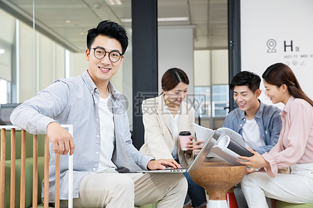 商務精英工作討論